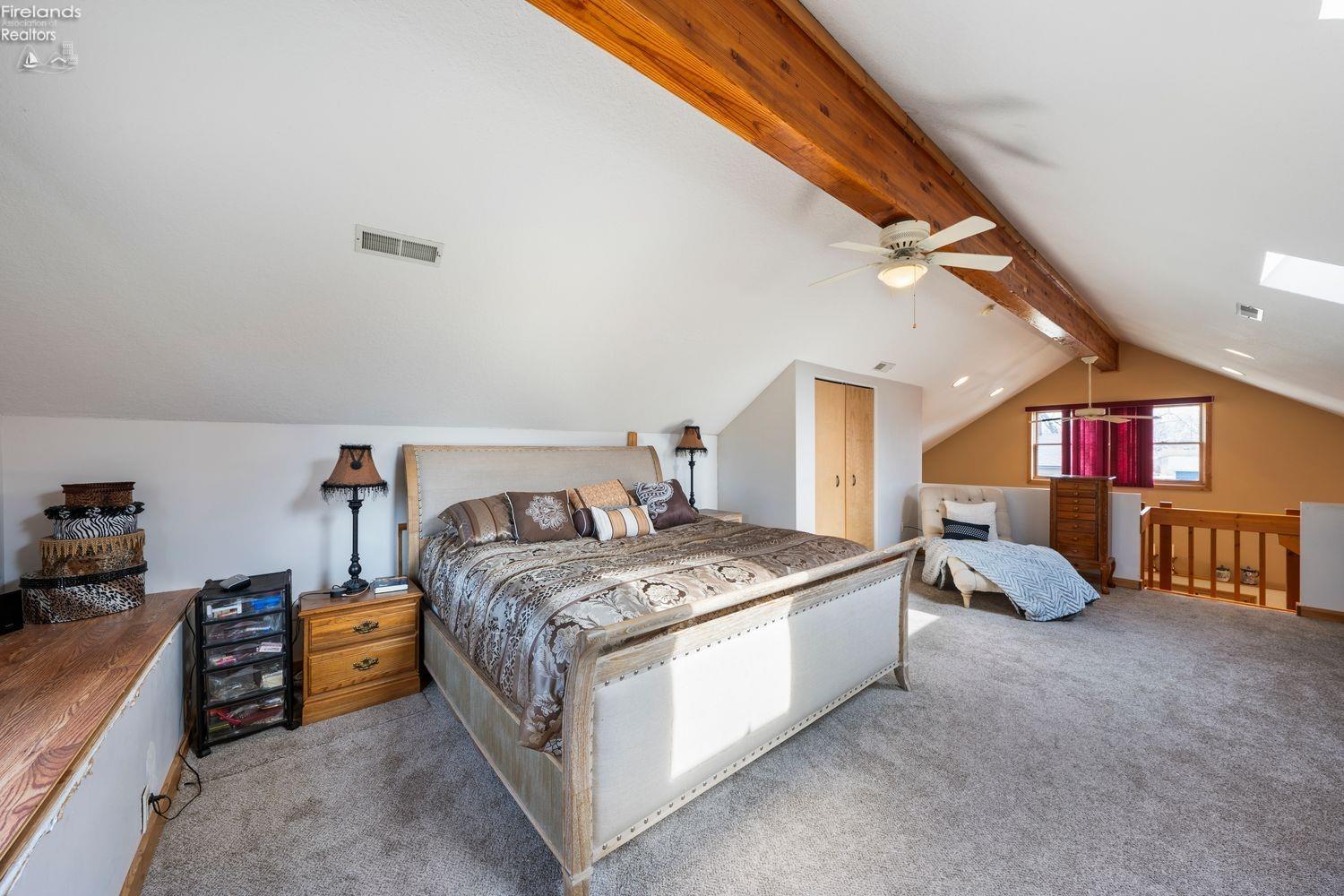 2976 N Chickadee Drive