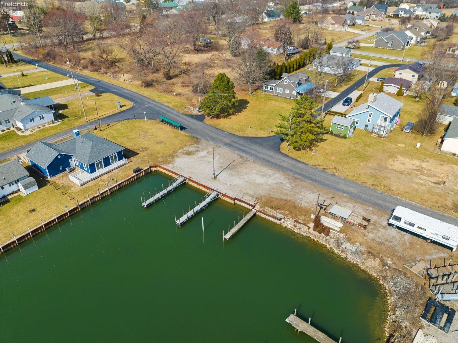 2976 N Chickadee Drive