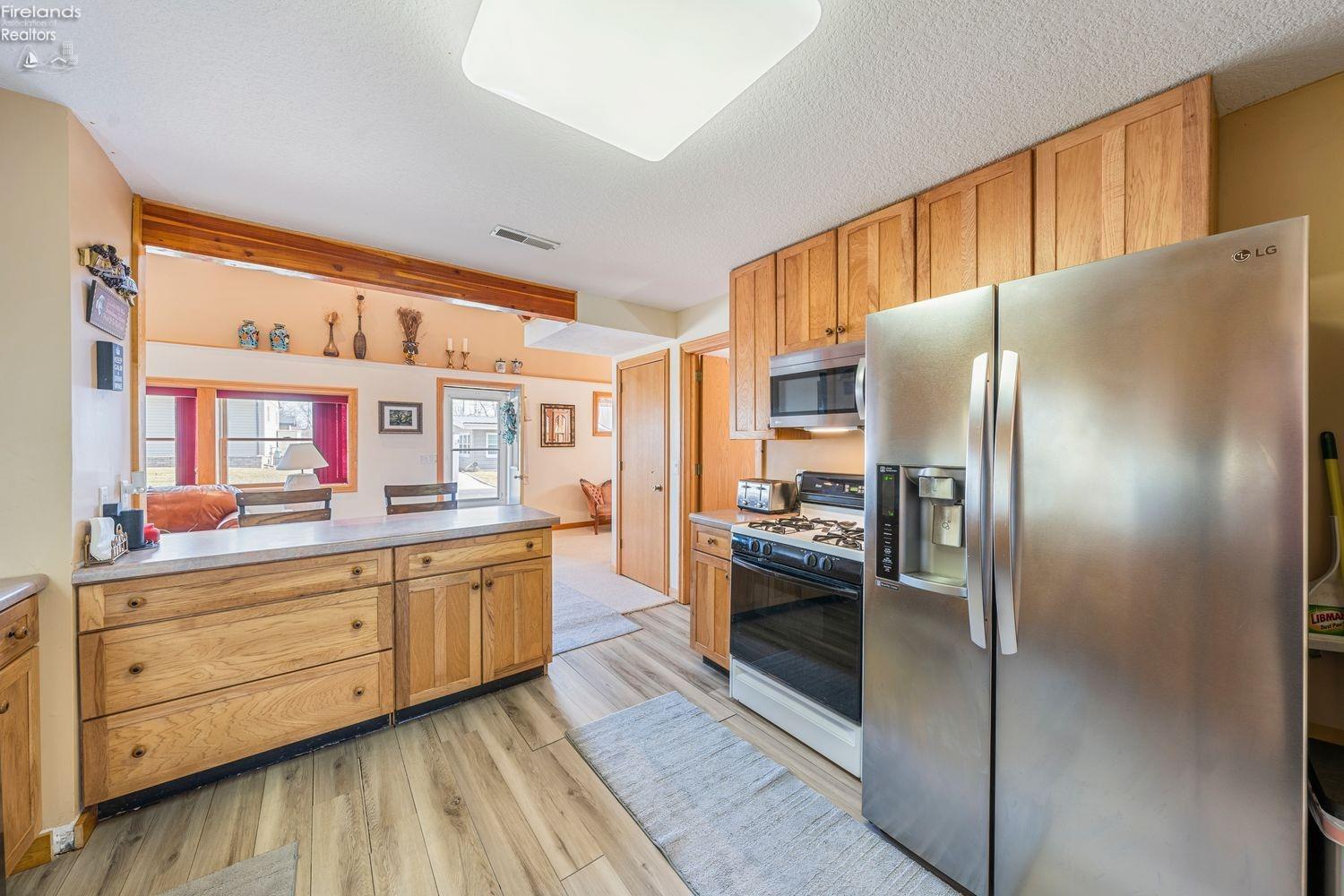 2976 N Chickadee Drive