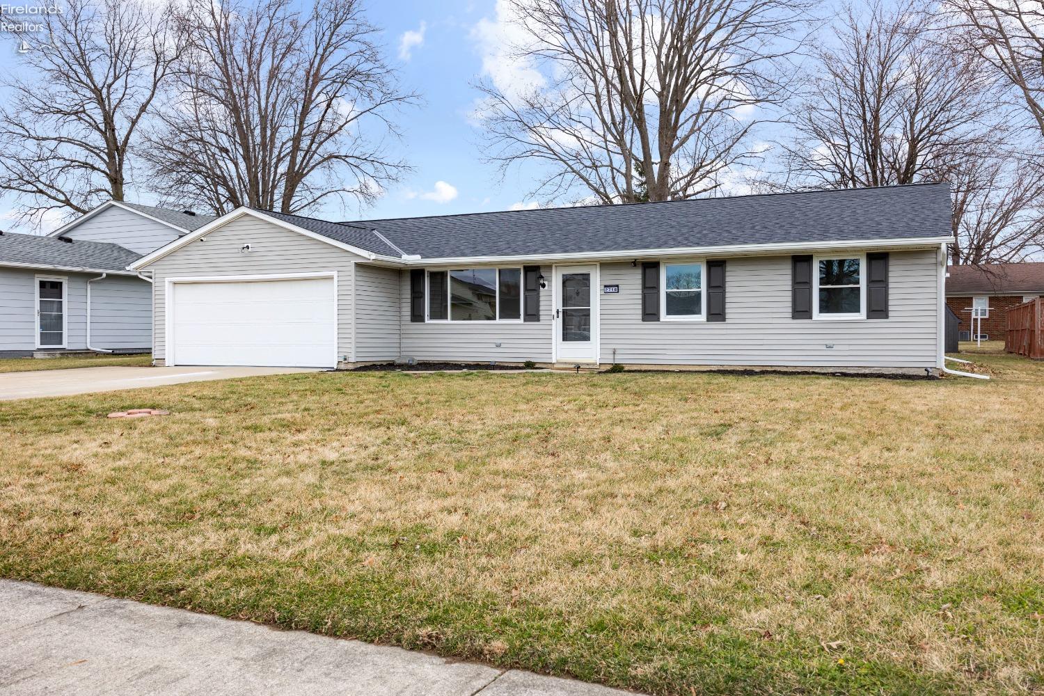 2718 W 37th