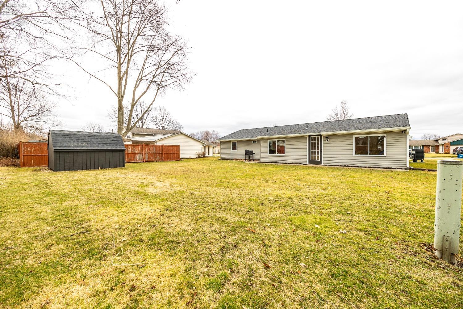 2718 W 37th