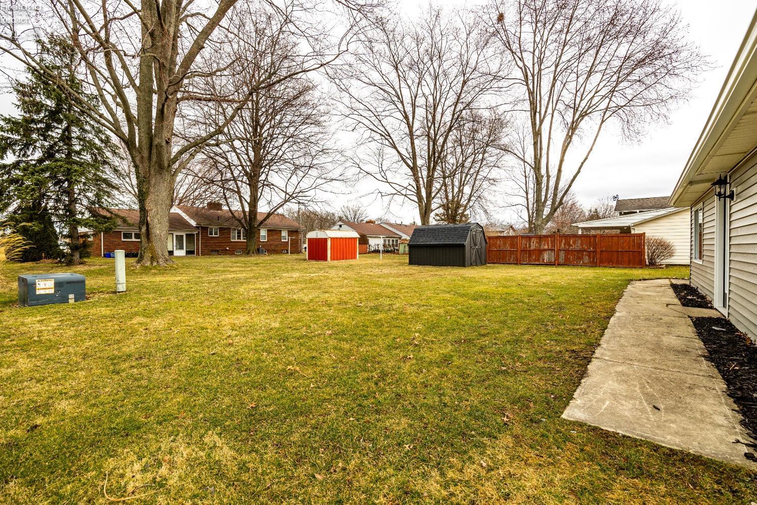2718 W 37th