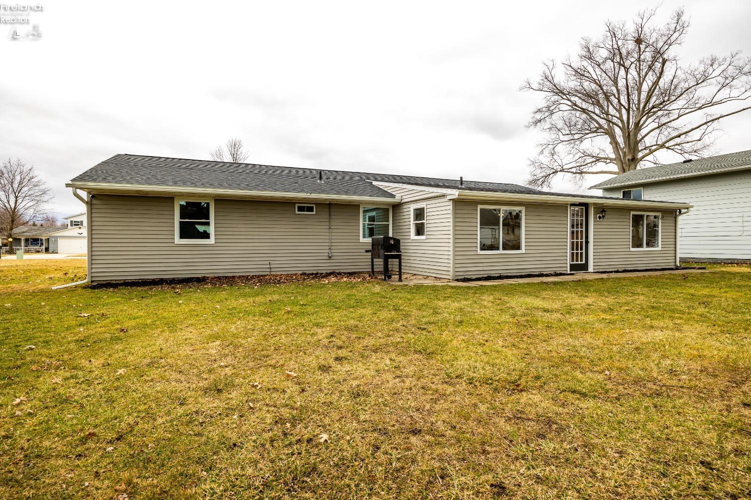 2718 W 37th