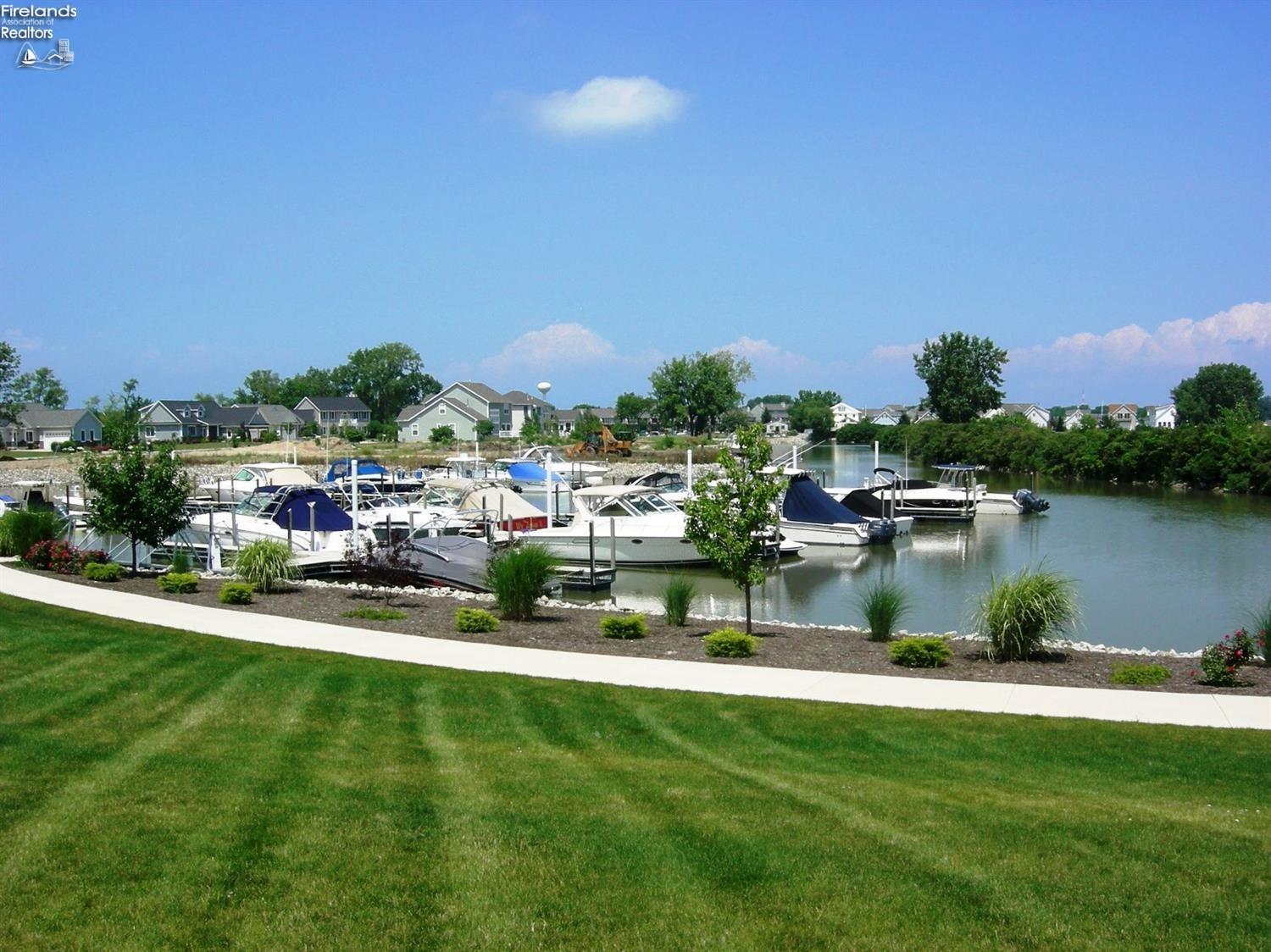 1098 N Lost Lake Road