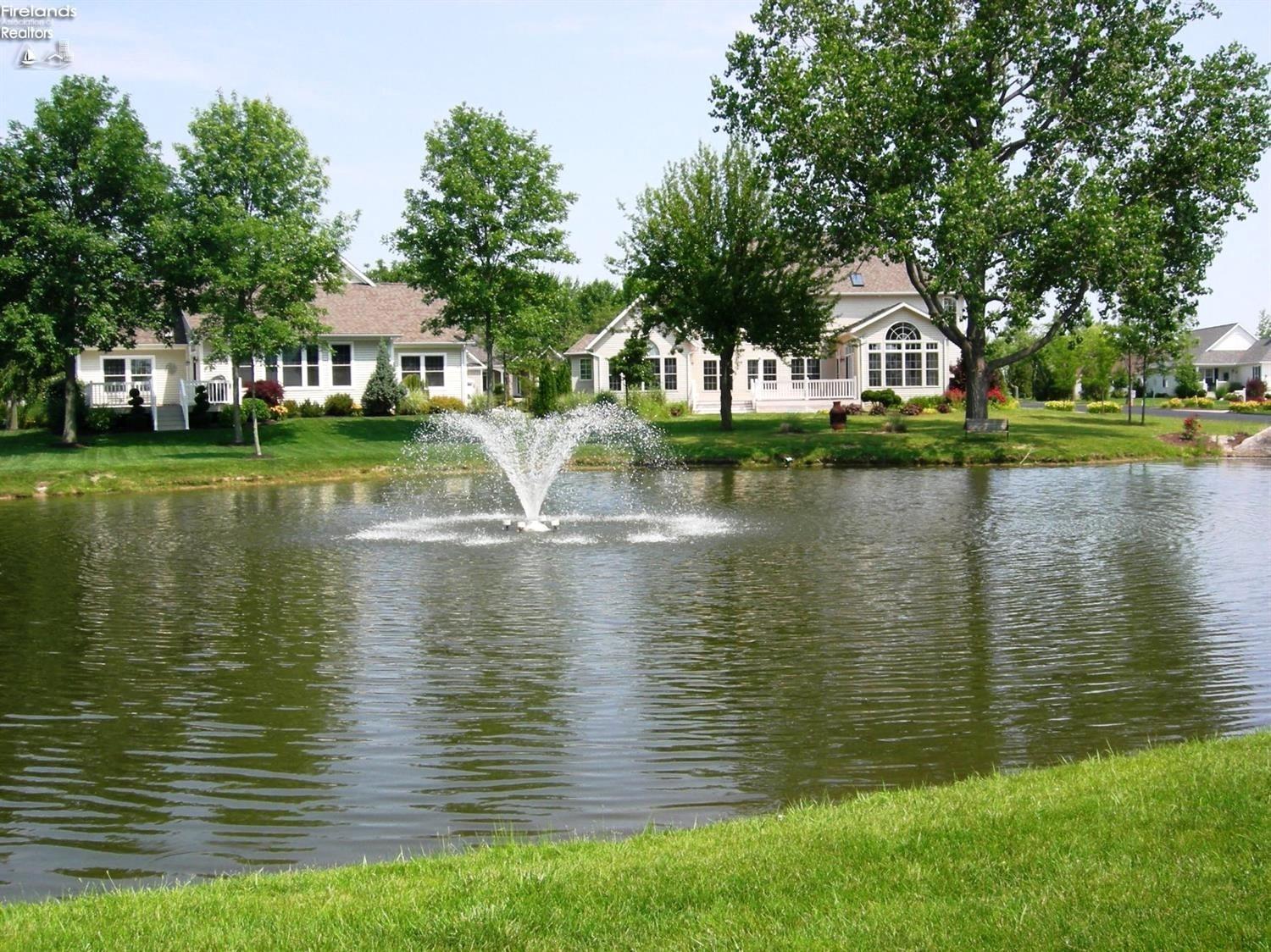 1098 N Lost Lake Road