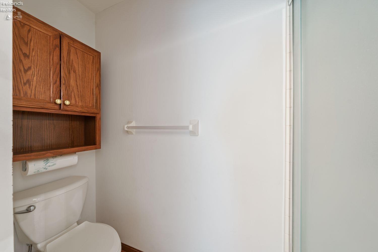 377 N Lighthouse Oval Road