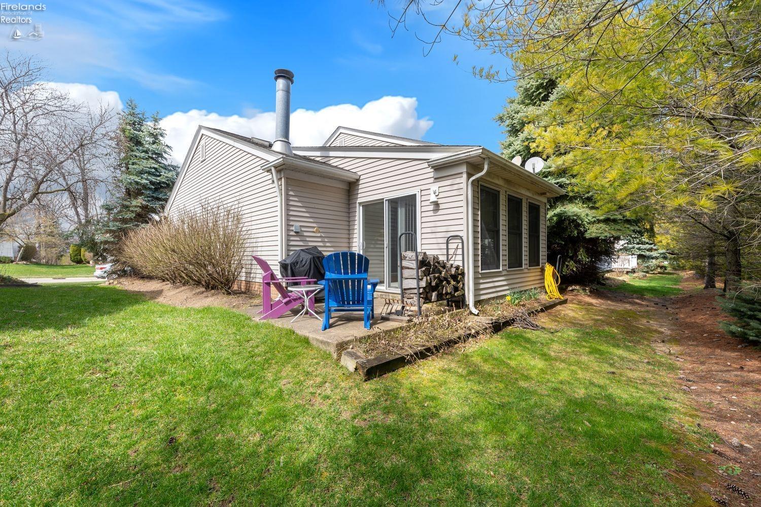 377 N Lighthouse Oval Road