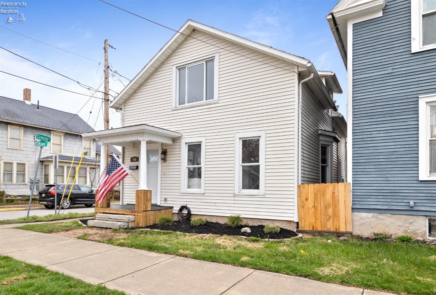806 Decatur Street