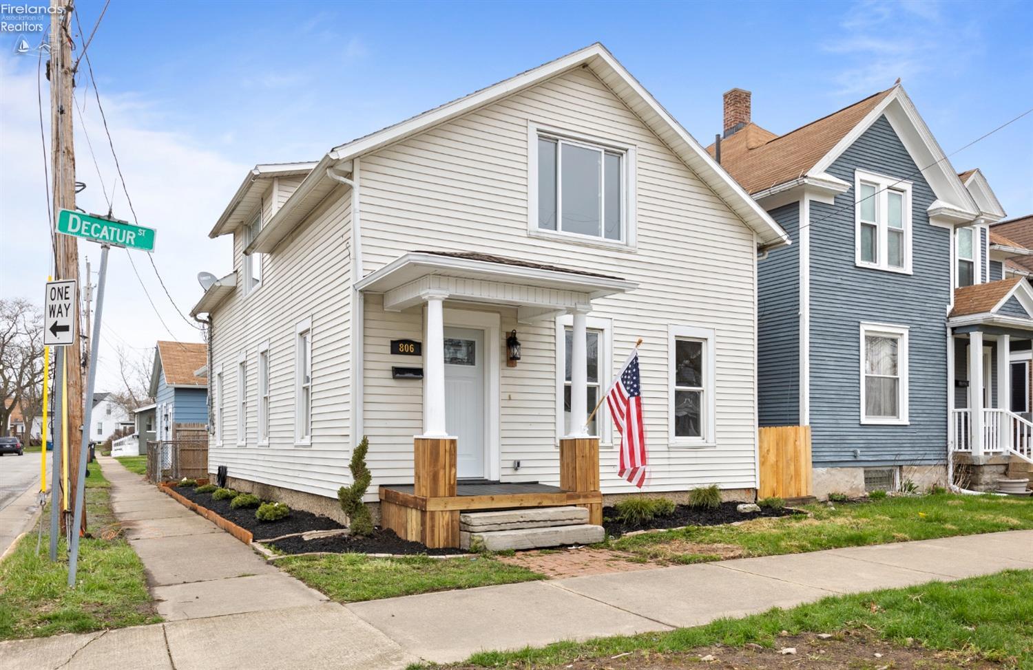 806 Decatur Street
