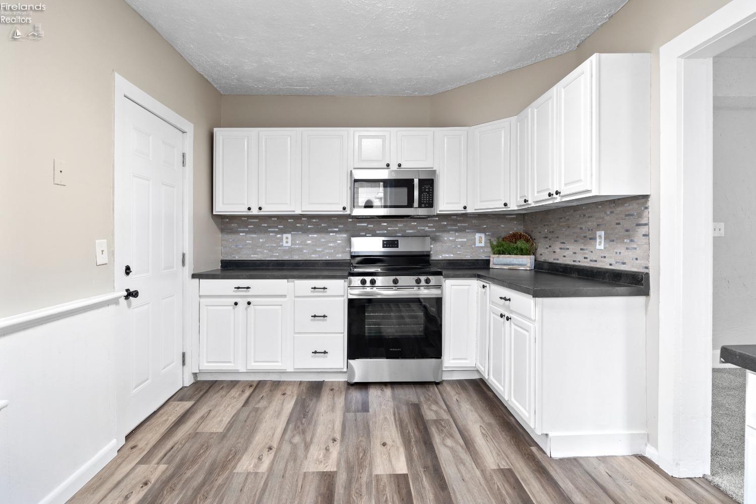 806 Decatur Street