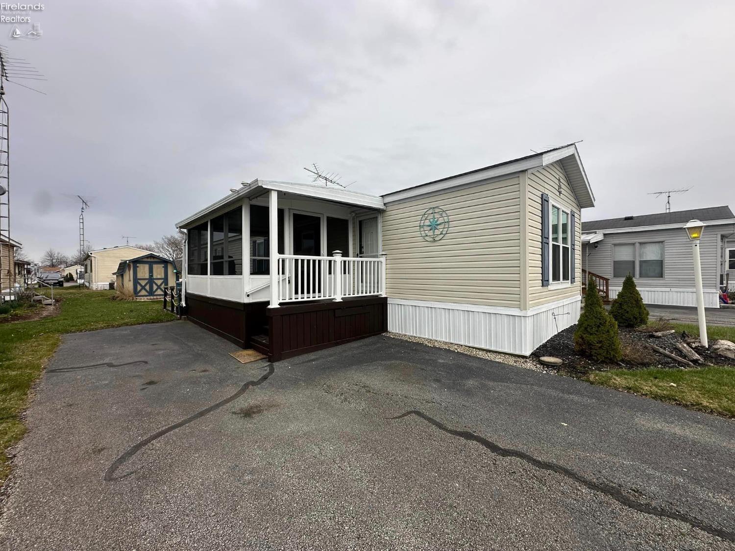 48 King Drive