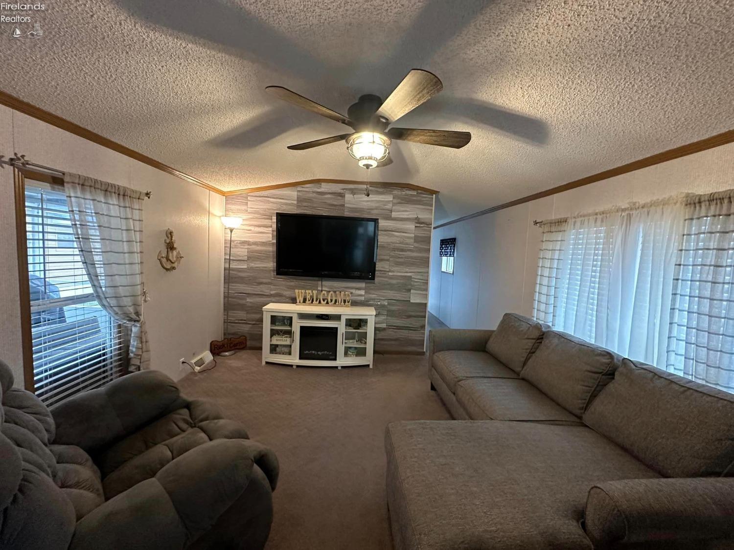 48 King Drive
