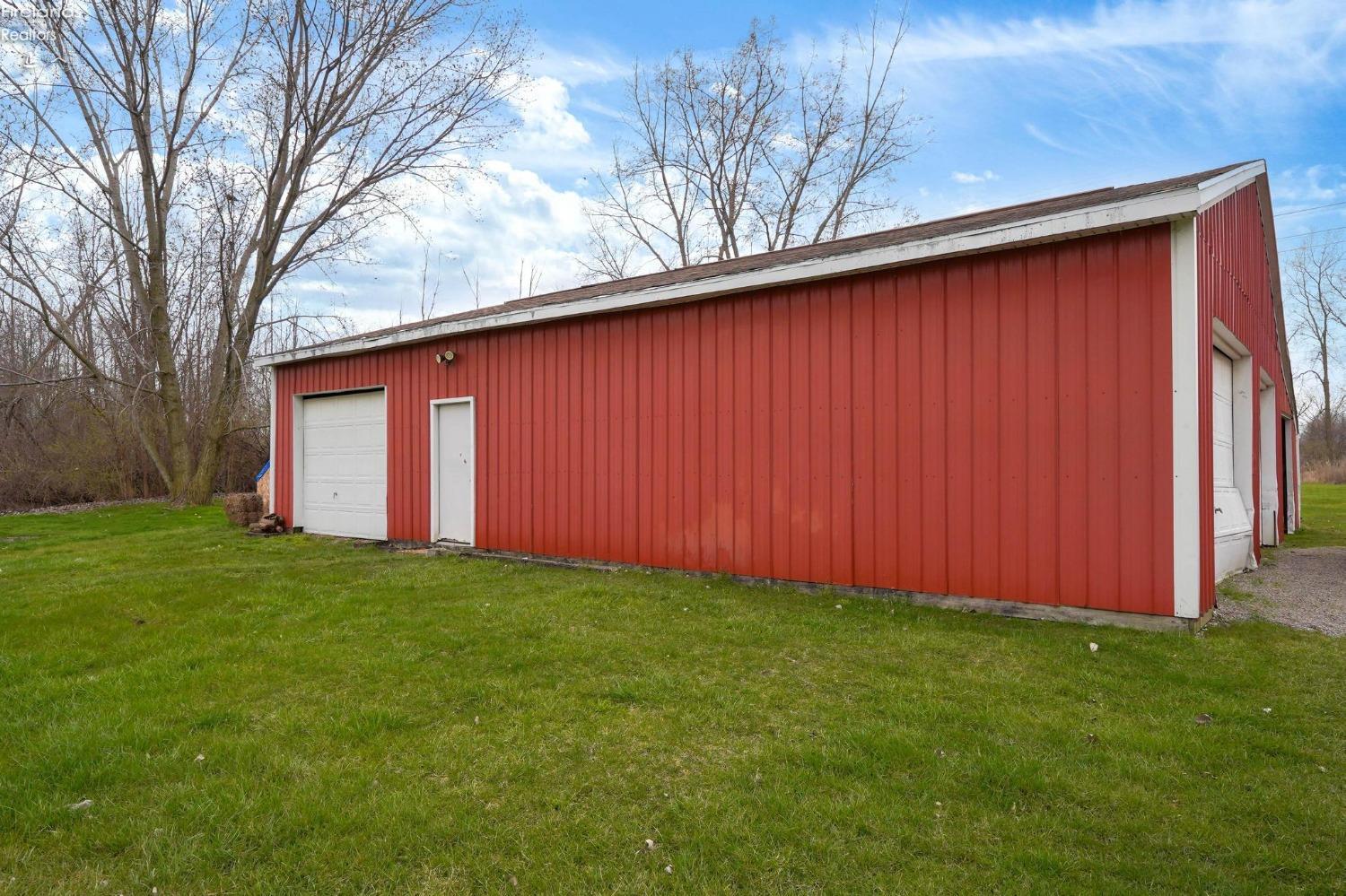 540 S Shirley Lane