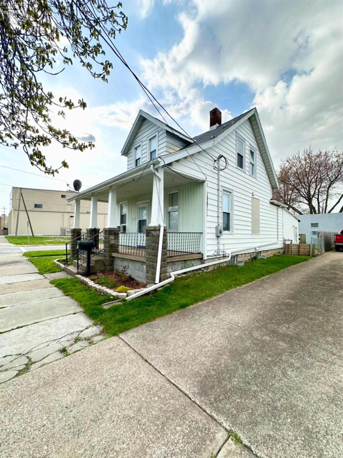 1034 Franklin Street