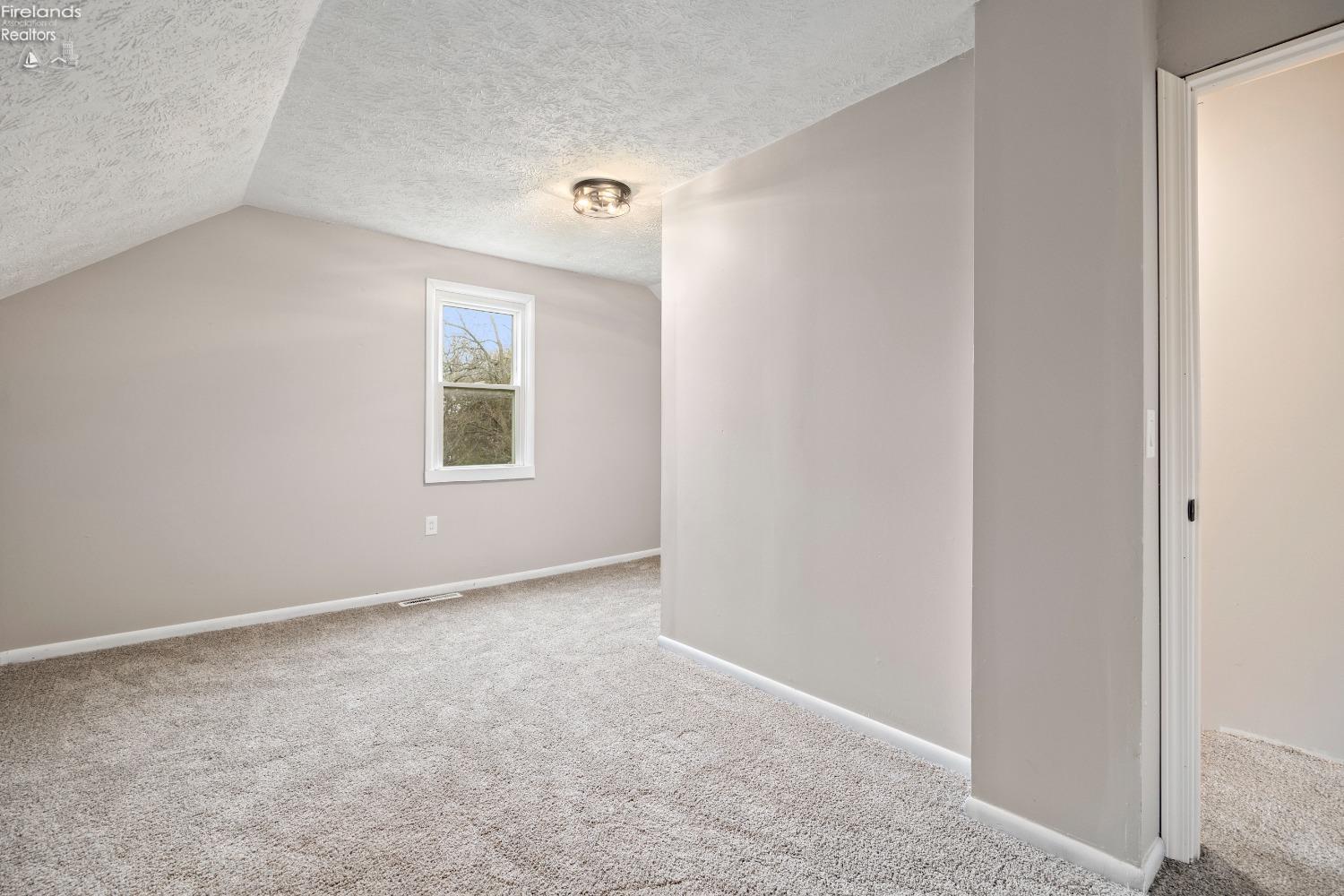 1202 E Parish