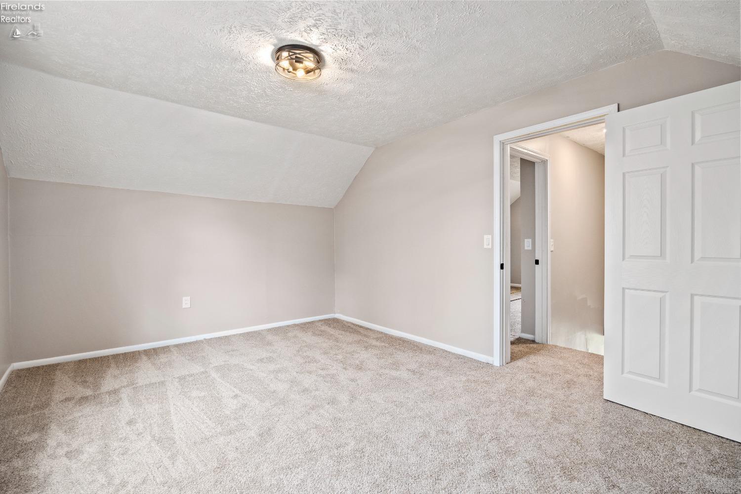 1202 E Parish