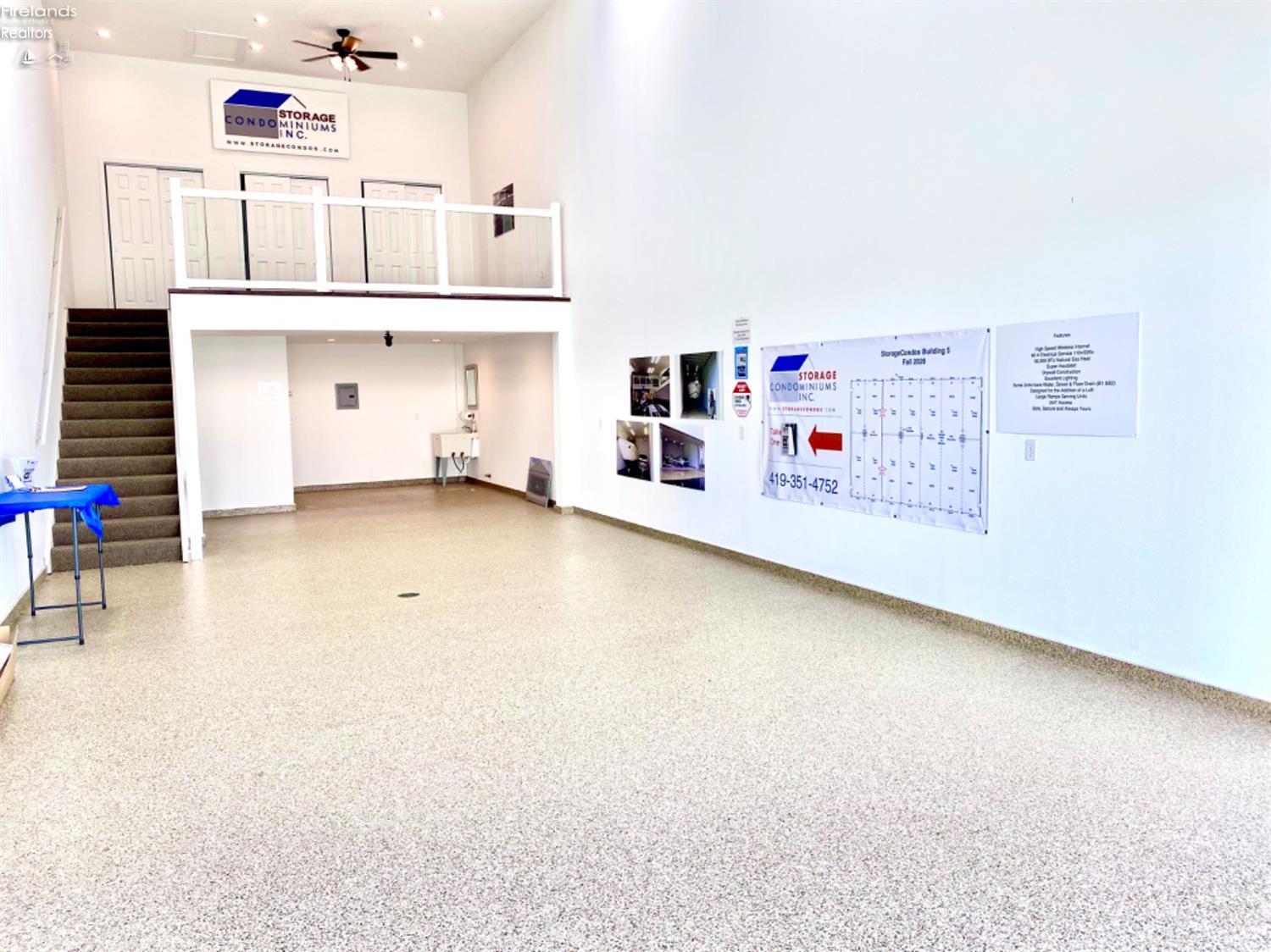 3720 E Clean St 15