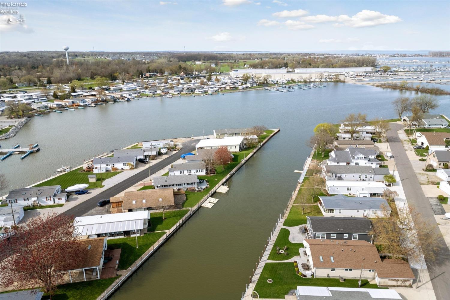 1601 N Anchor Avenue