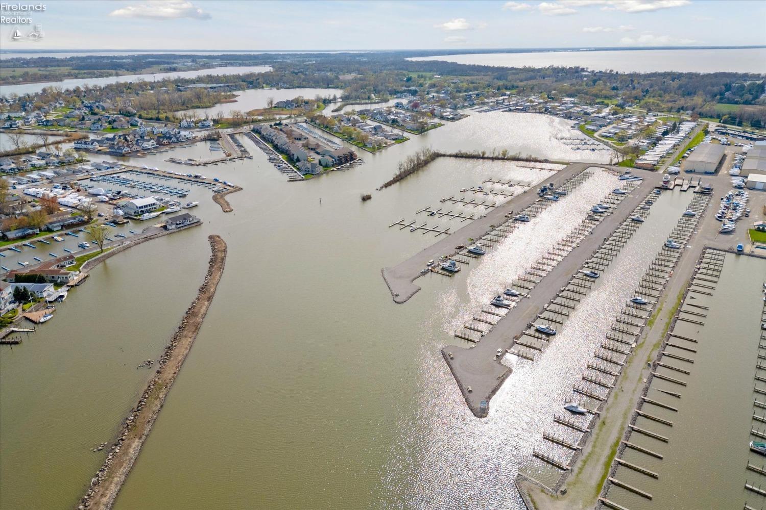 1601 N Anchor Avenue