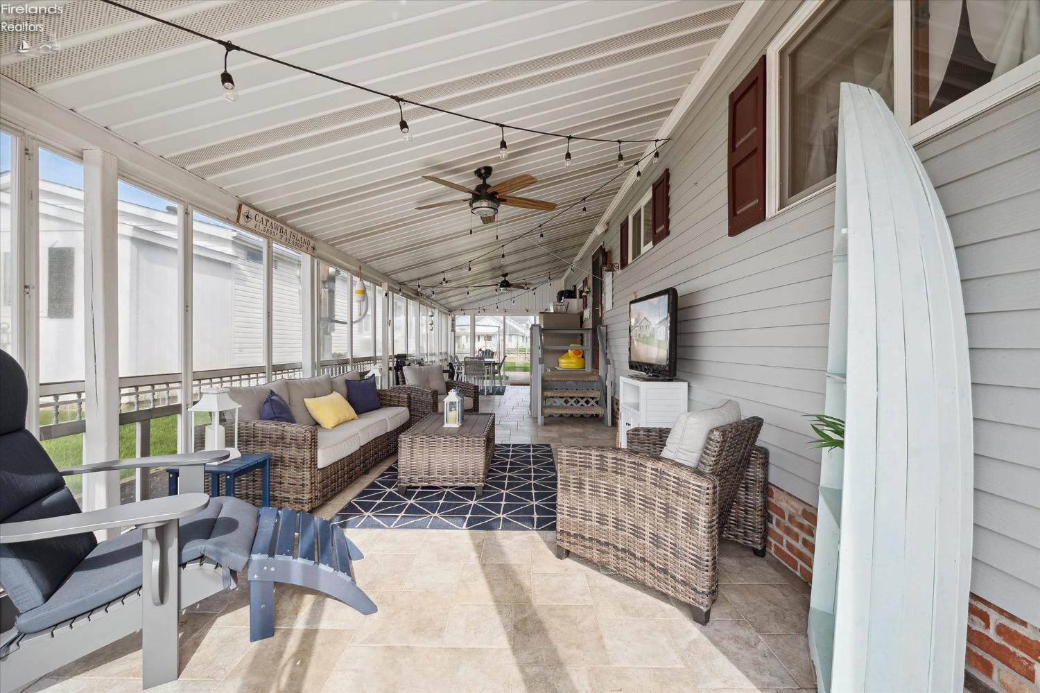 1601 N Anchor Avenue