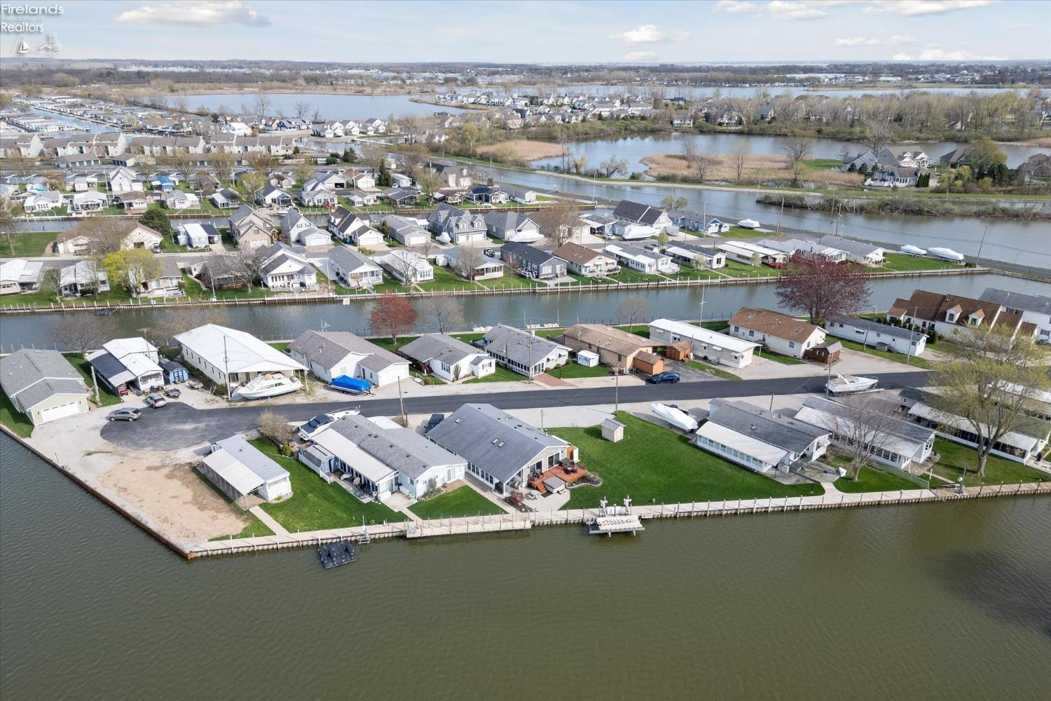 1601 N Anchor Avenue