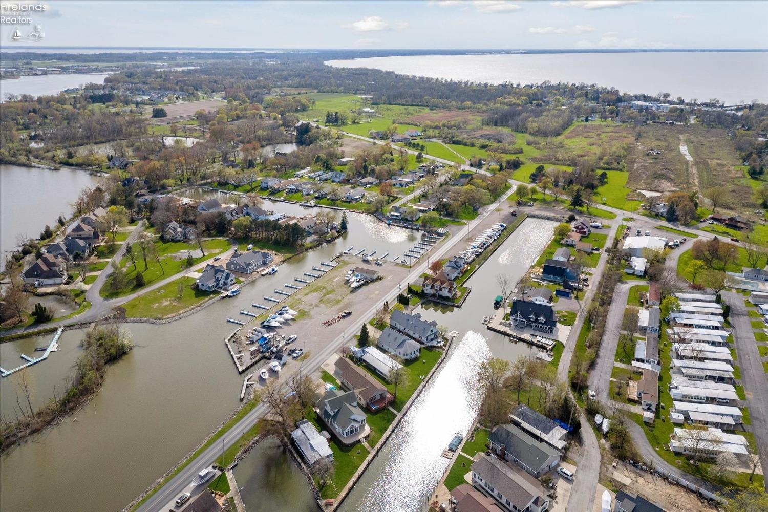 1601 N Anchor Avenue