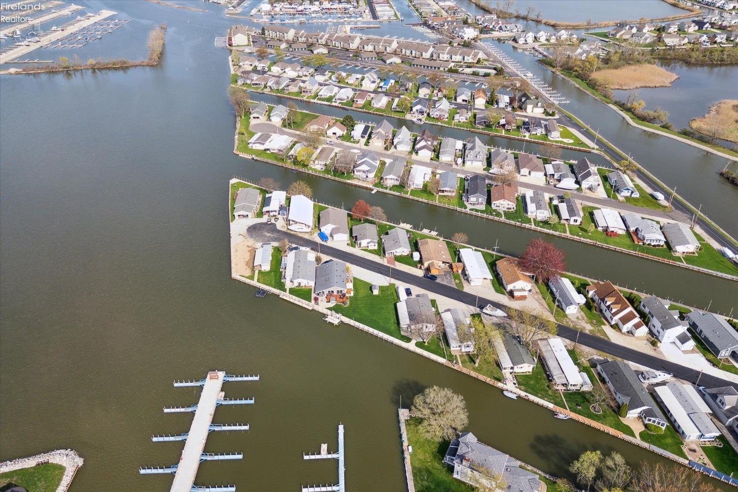 1601 N Anchor Avenue