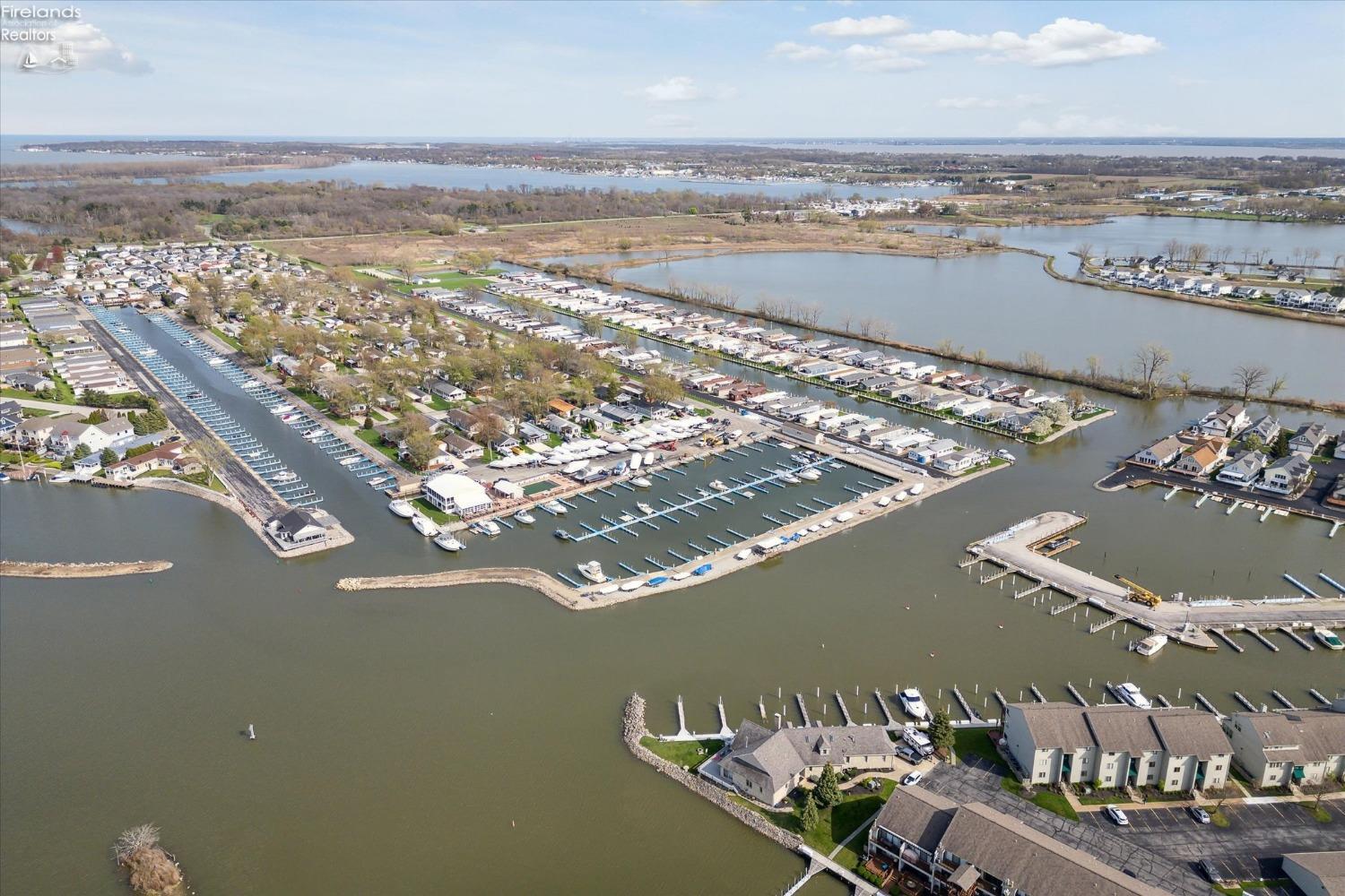 1601 N Anchor Avenue