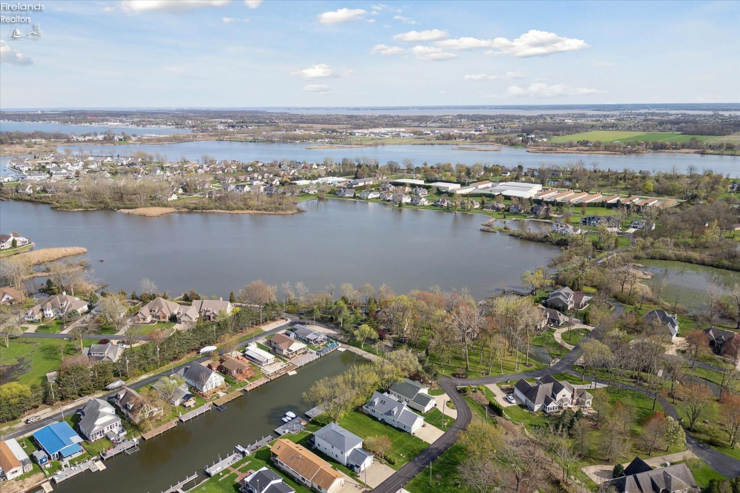 1601 N Anchor Avenue