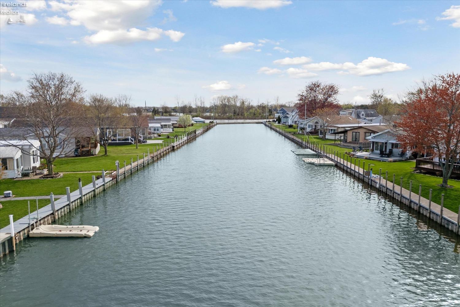 1601 N Anchor Avenue