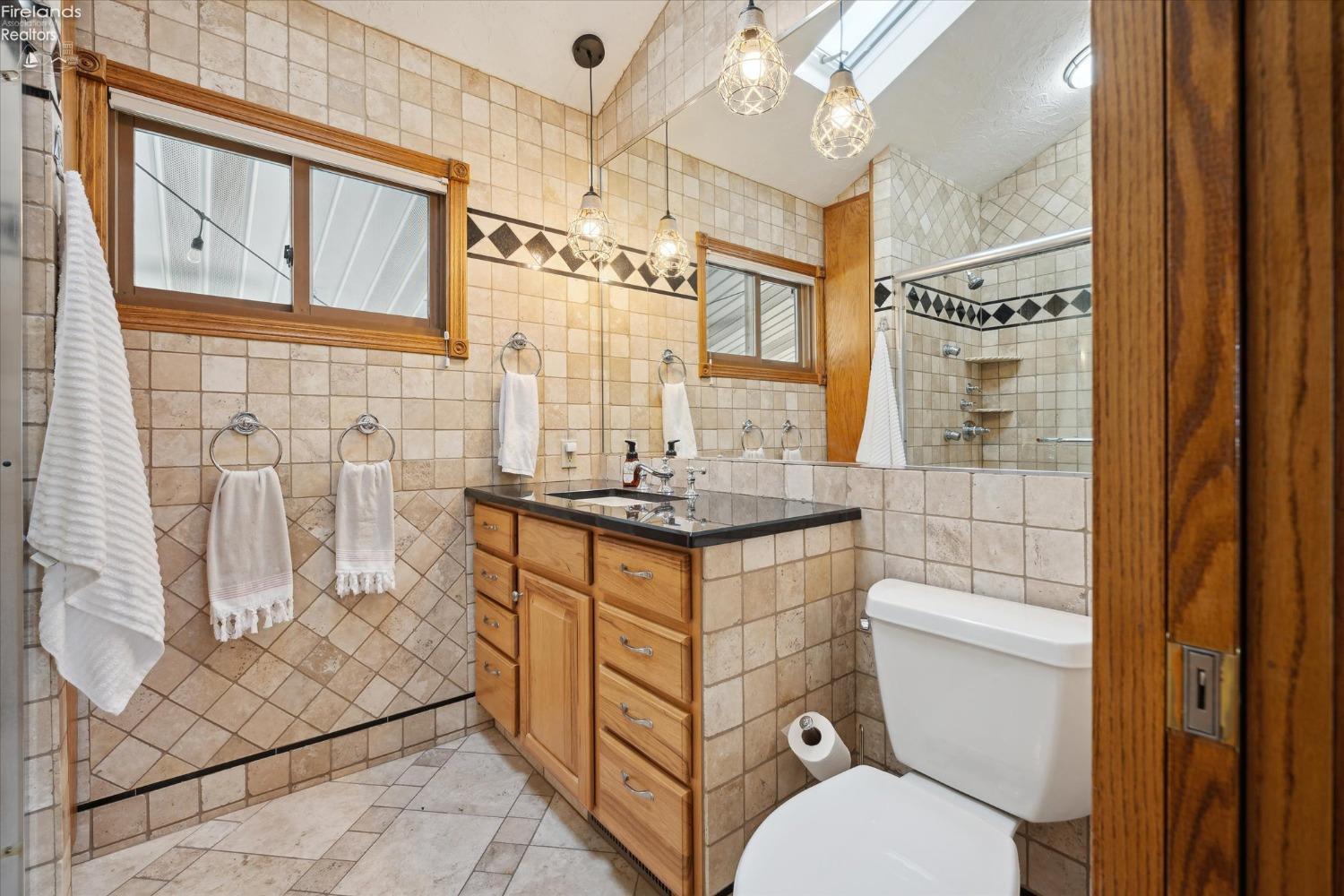 1601 N Anchor Avenue