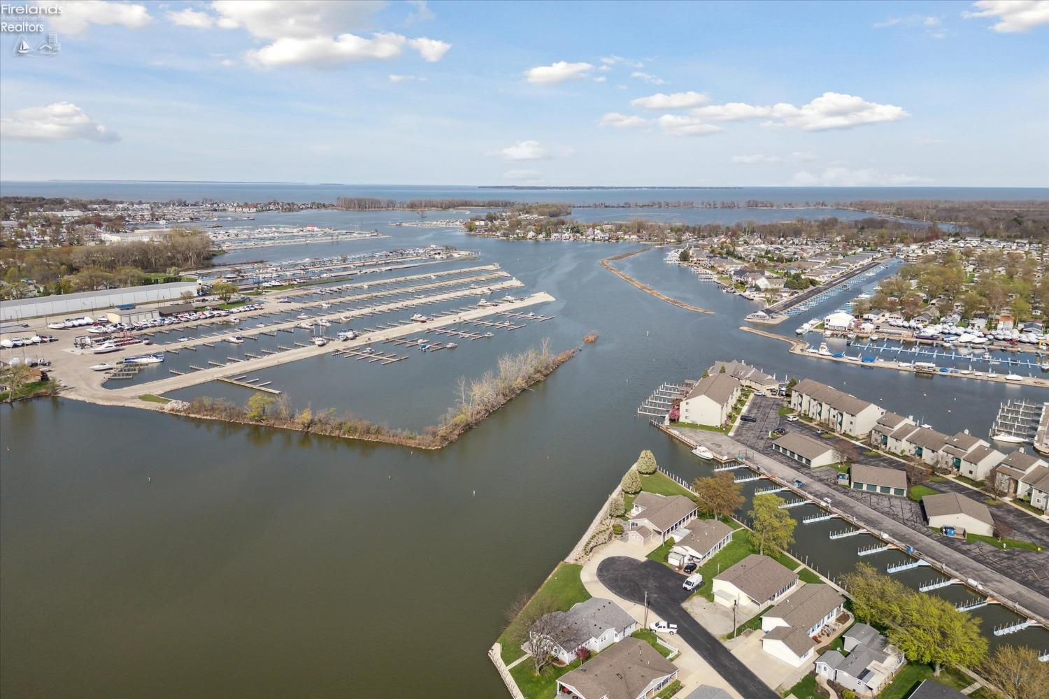 1601 N Anchor Avenue