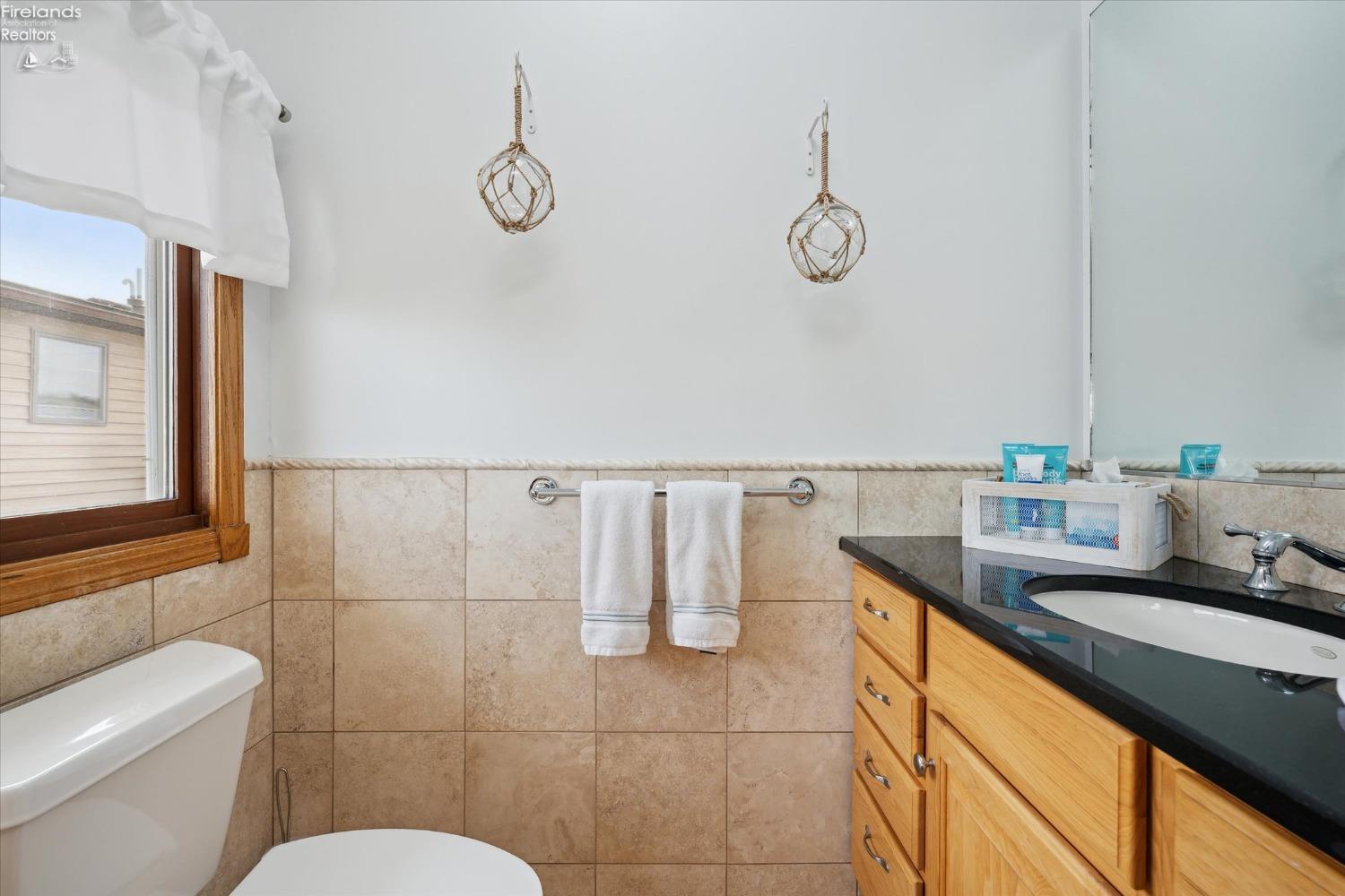 1601 N Anchor Avenue