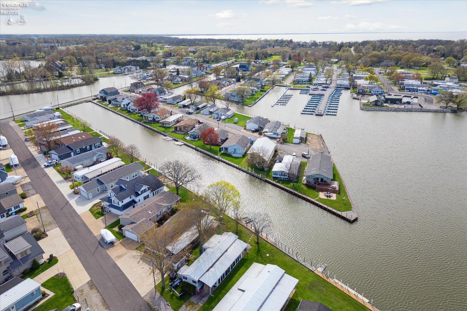 1601 N Anchor Avenue