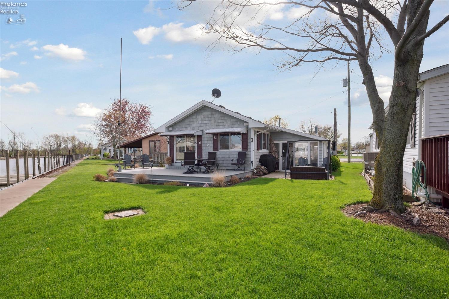 1601 N Anchor Avenue