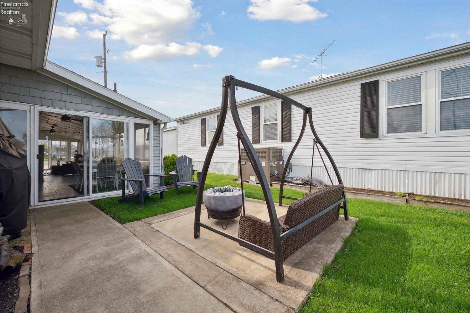 1601 N Anchor Avenue