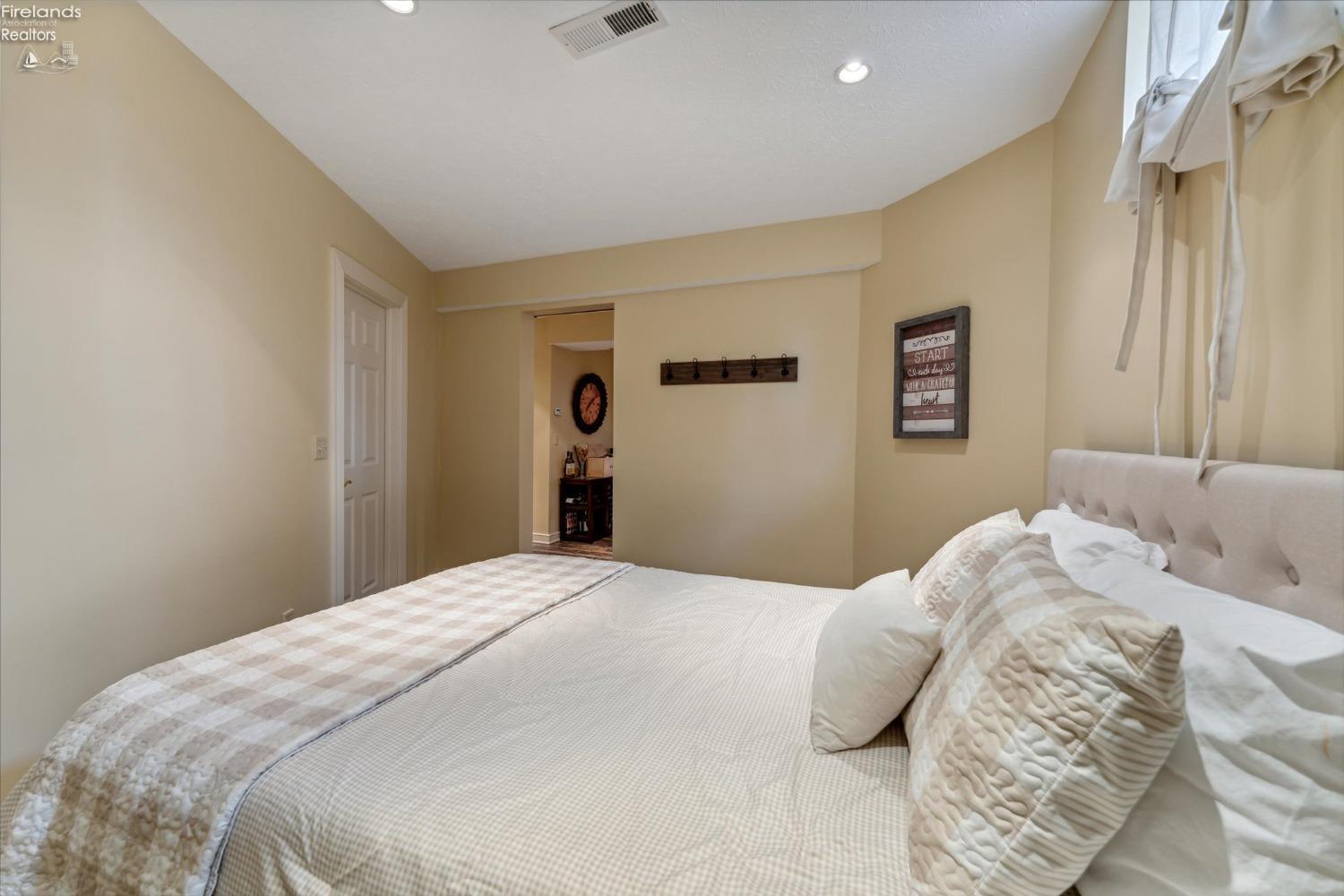 4253 Vilamoura Drive