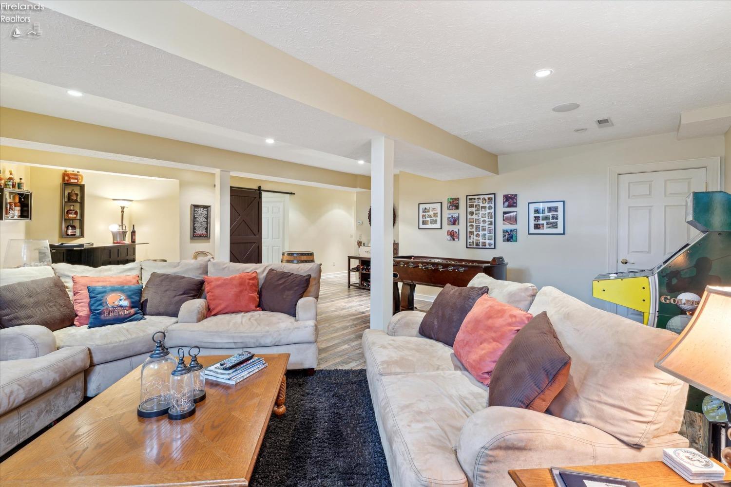 4253 Vilamoura Drive