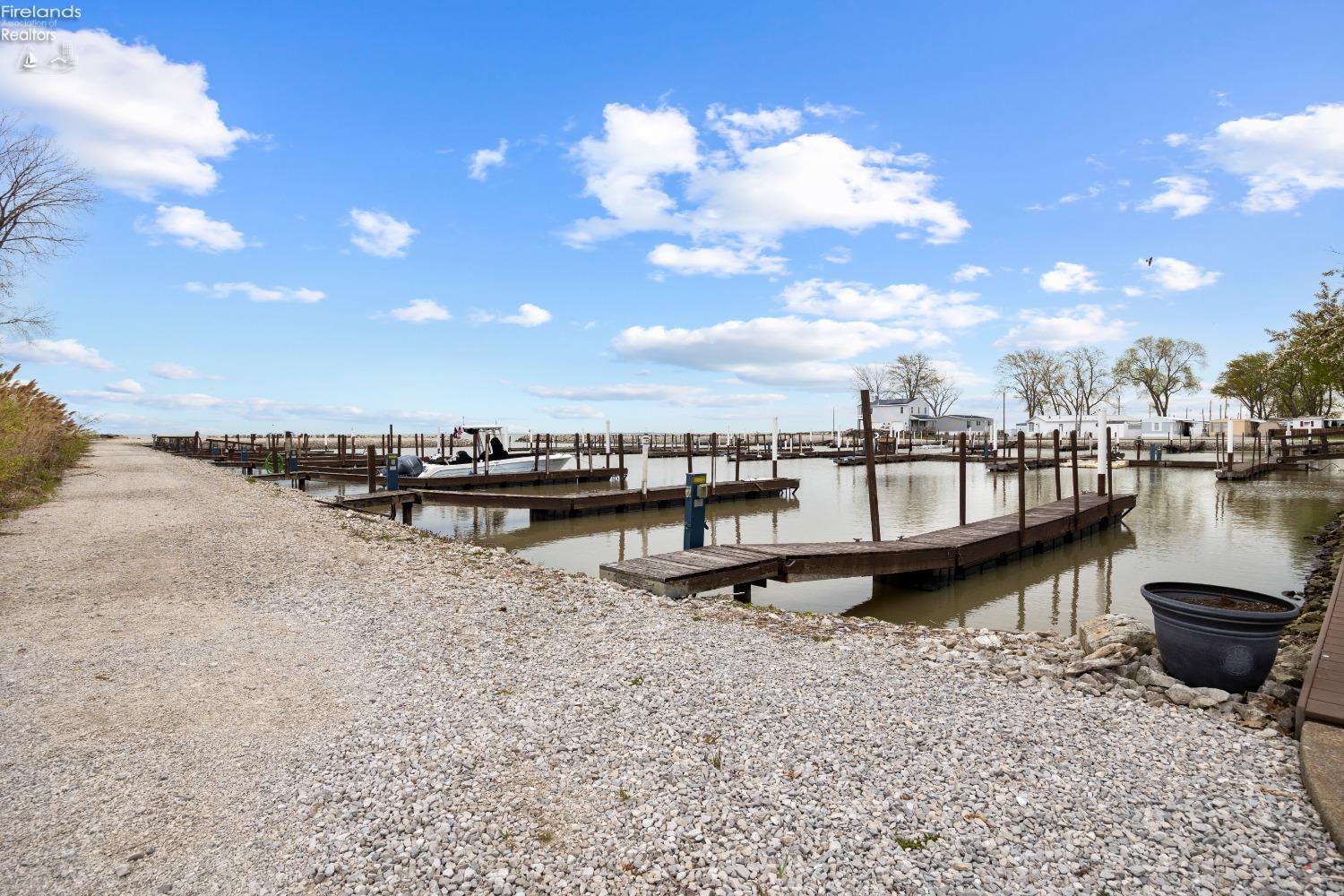 11 N Schooner Point Drive
