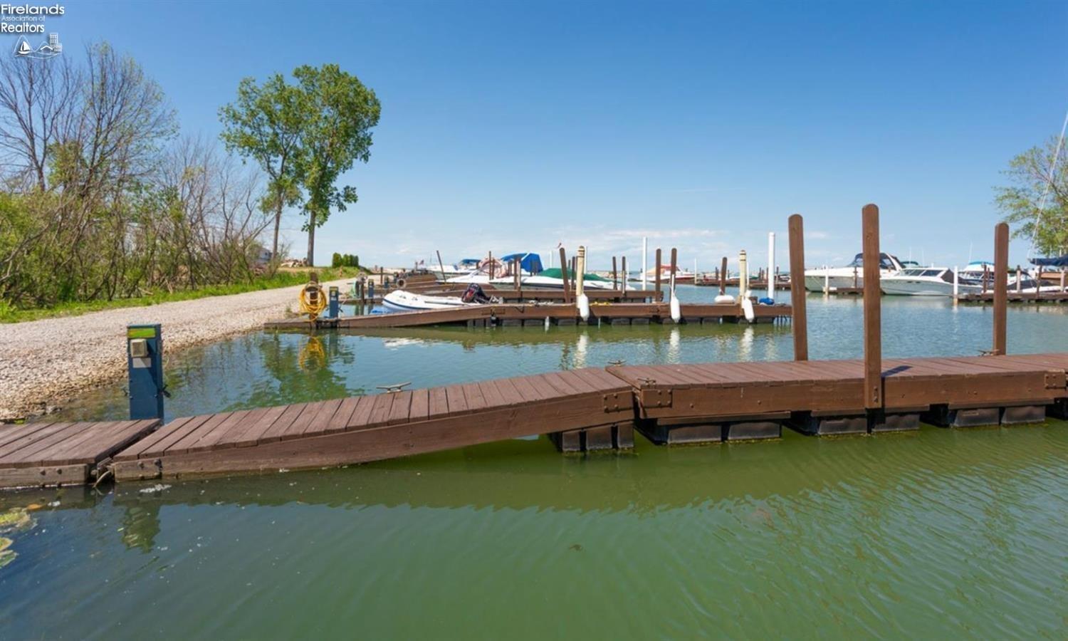 11 N Schooner Point Drive