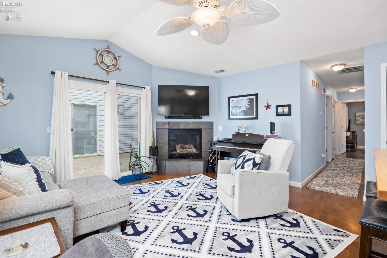 11 N Schooner Point Drive
