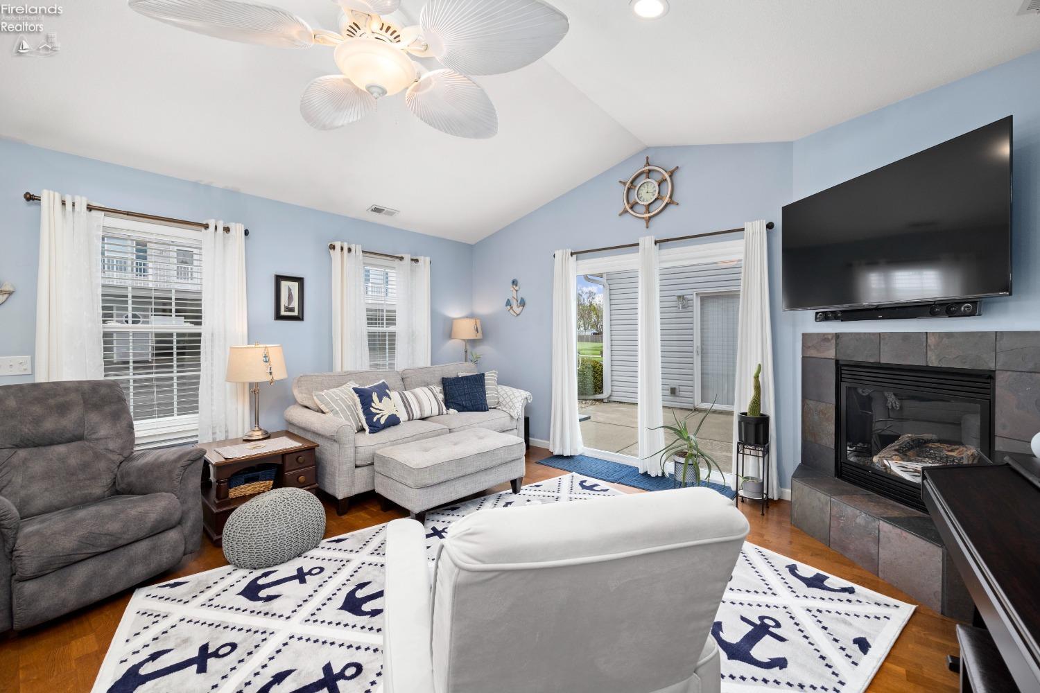 11 N Schooner Point Drive