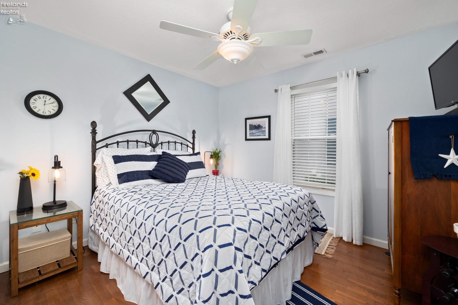 11 N Schooner Point Drive