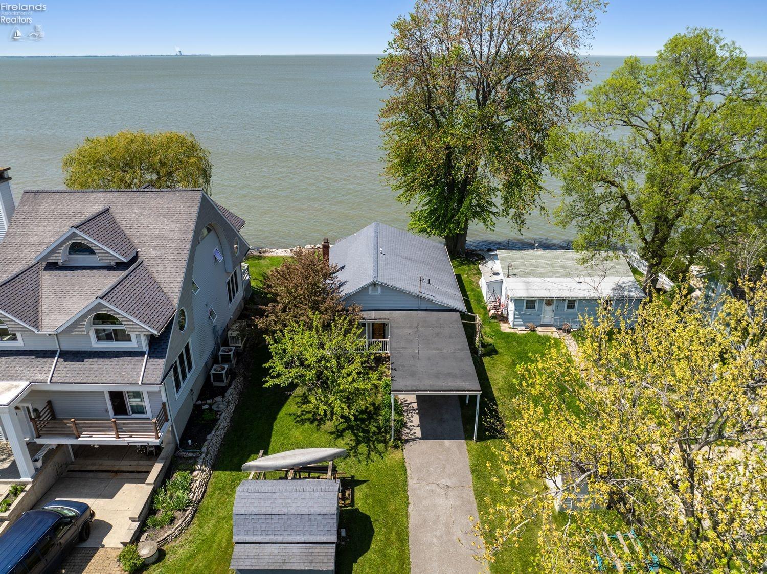 2737 E Sand Road