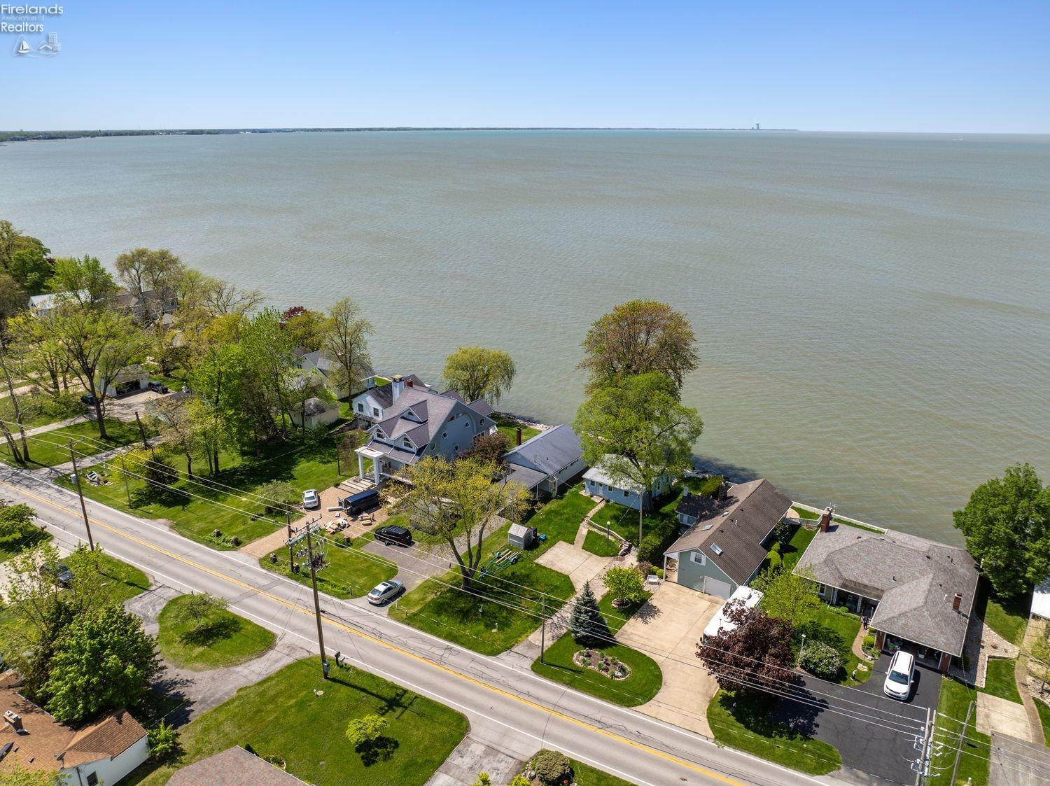 2737 E Sand Road