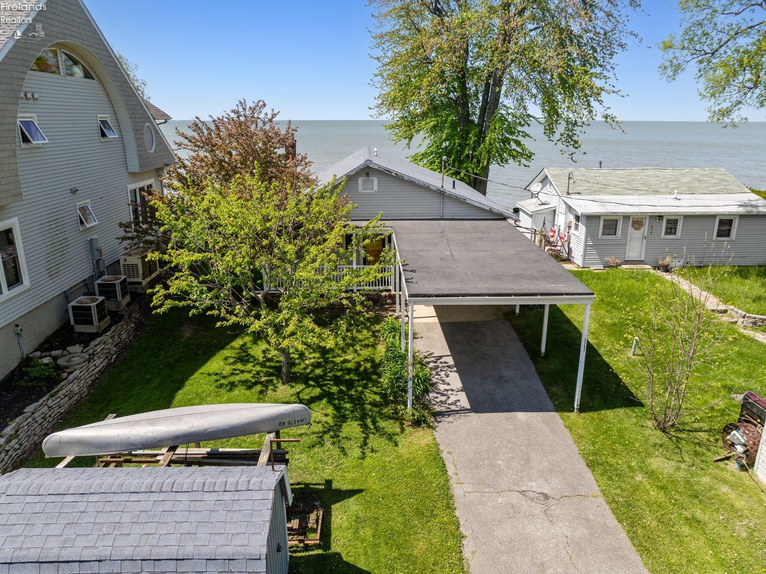 2737 E Sand Road