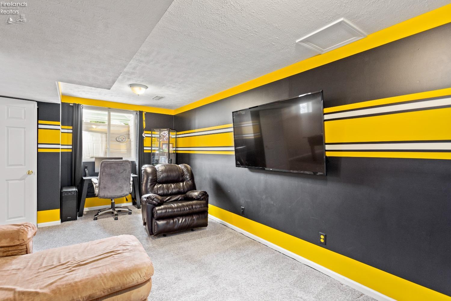 777 Dogwood Lane