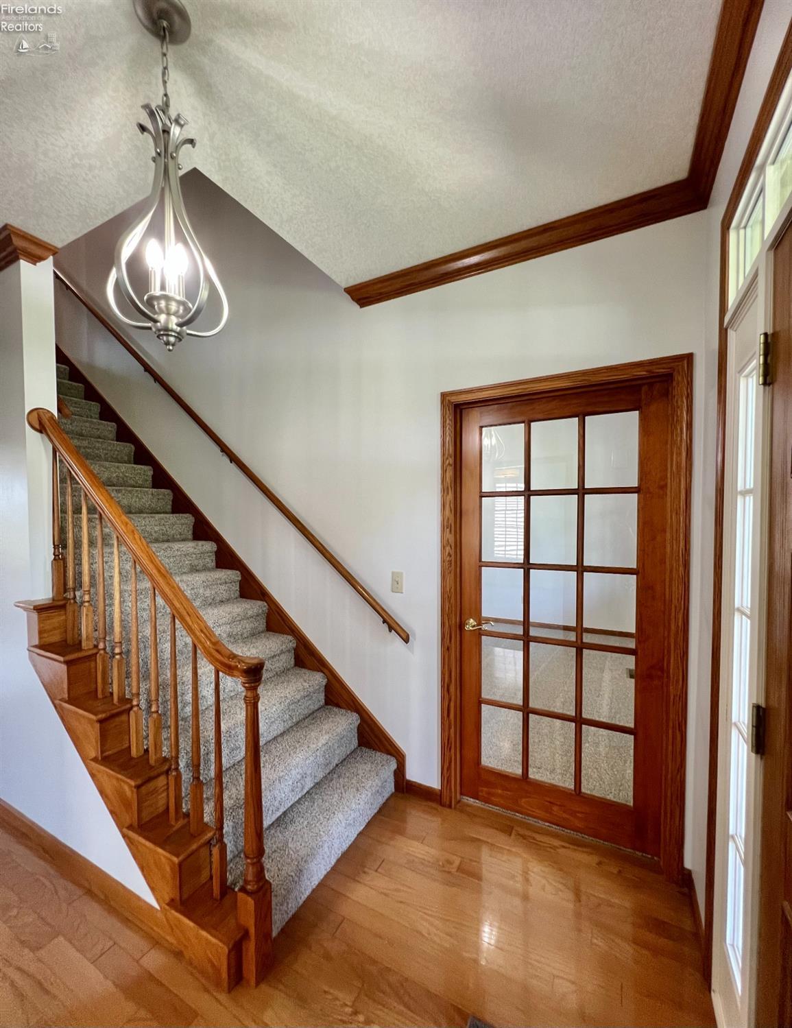 528 W Jamestown Avenue