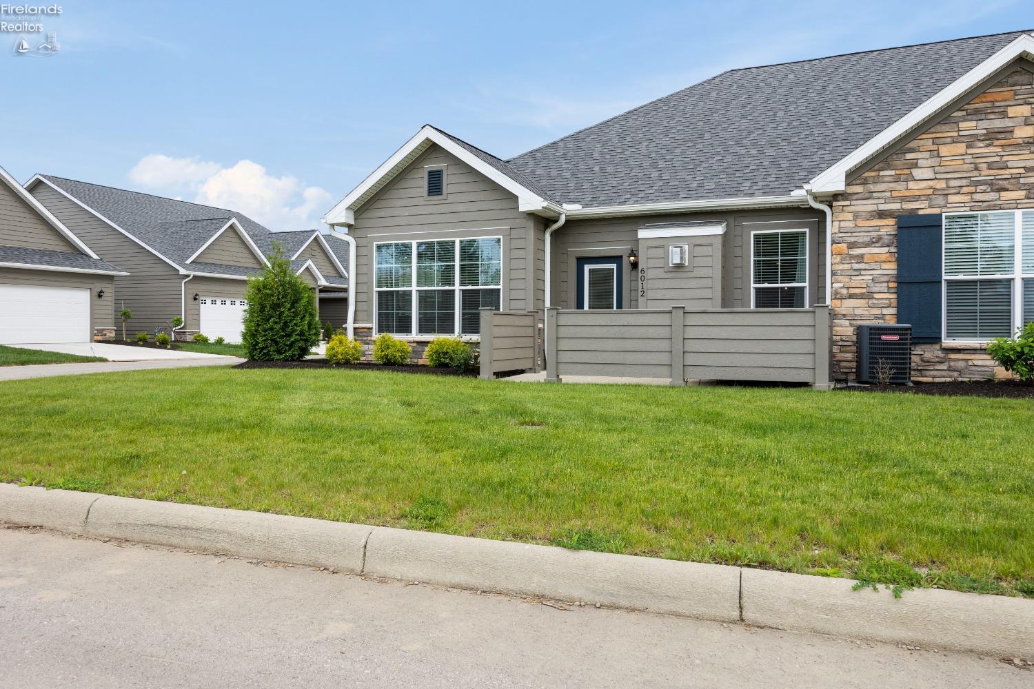 6012 Coventry Circle