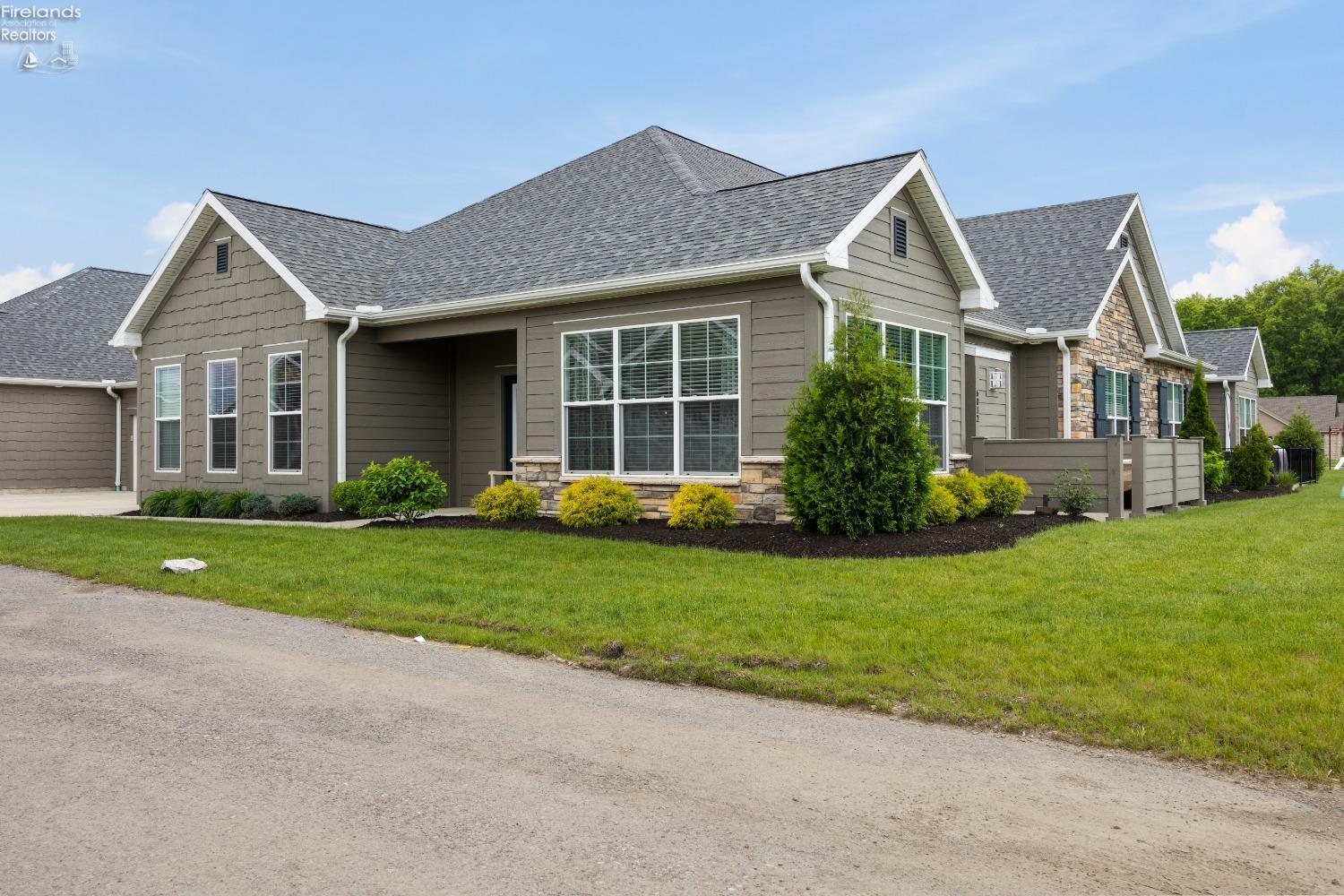 6012 Coventry Circle